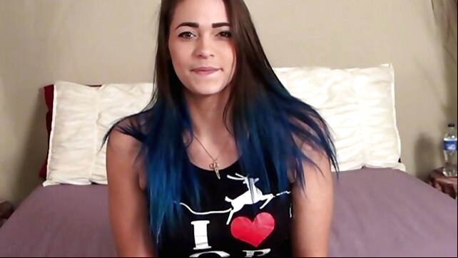 Desperate Amateurs Casting teen Kiki Loni Kaye getting their tight pussies stretched out xxx interracial video